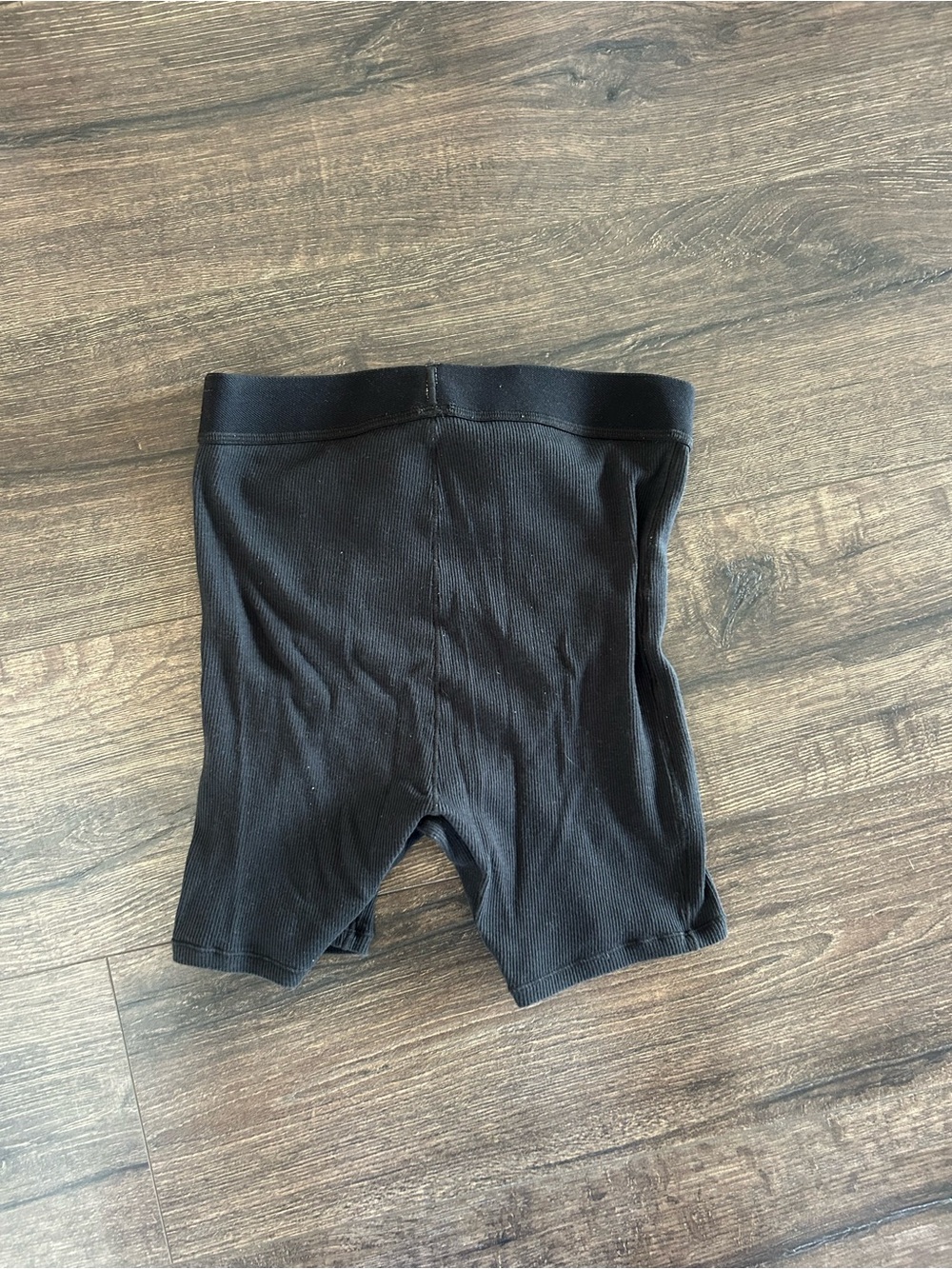 Skims Ribbed Boxer Short - Picture 6 of 8